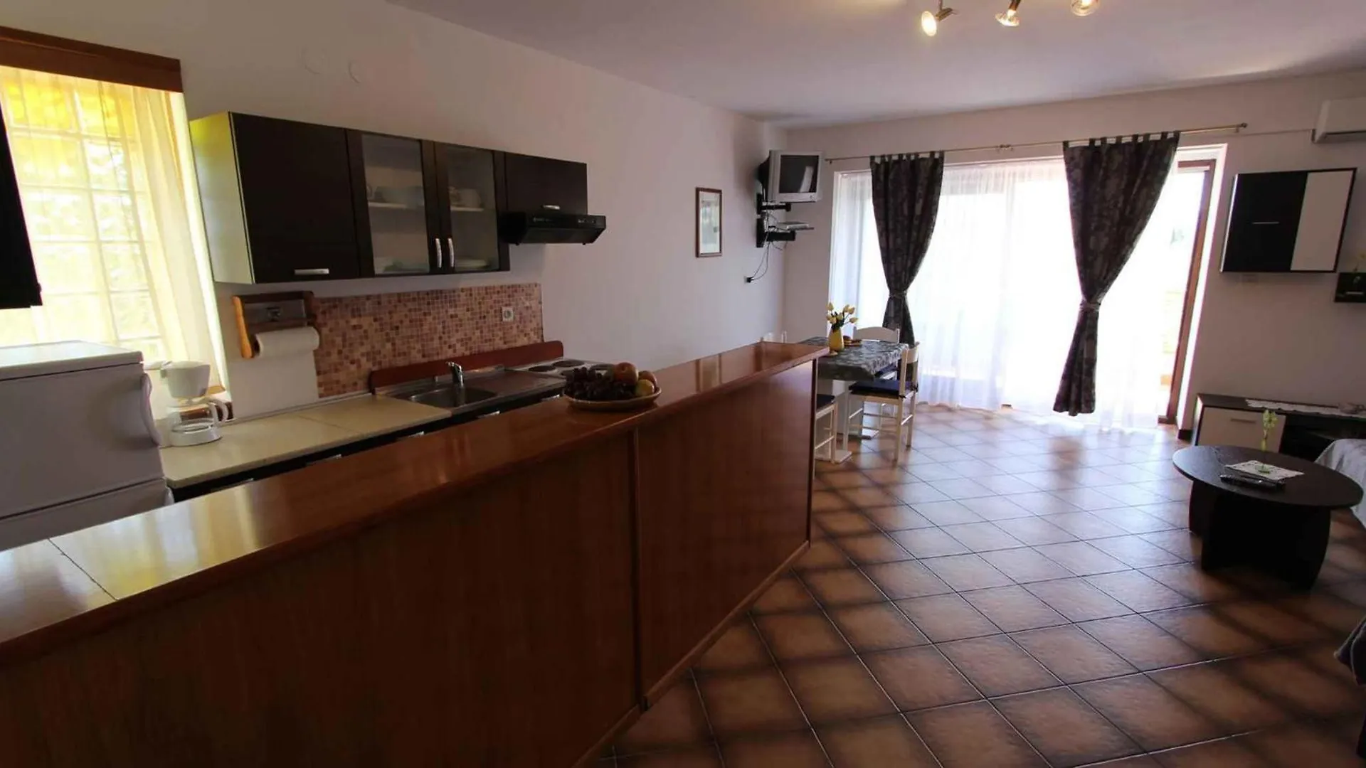 Studio Apartment Malinska Near Sea Croatia