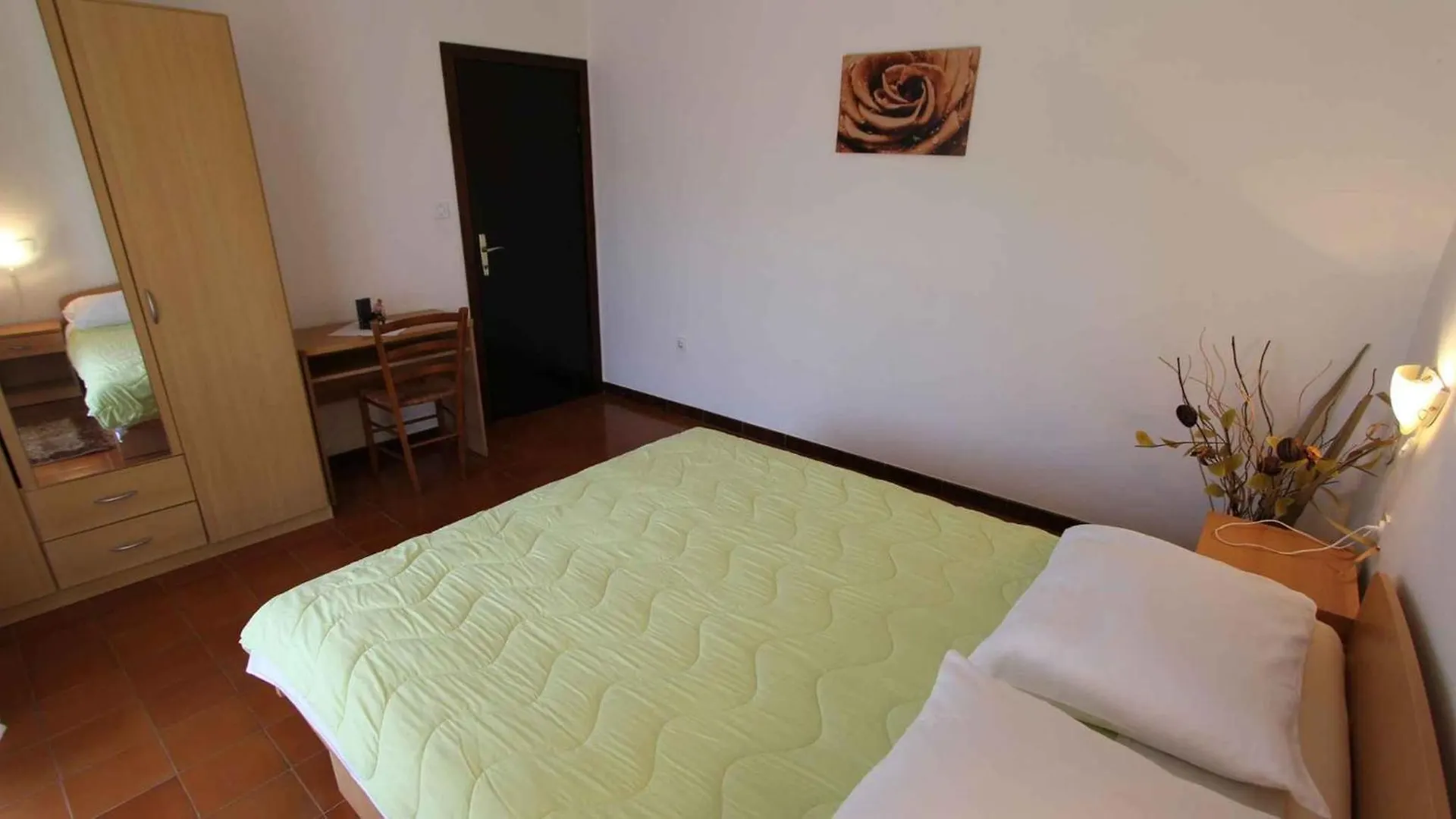 Studio Apartment Malinska Near Sea