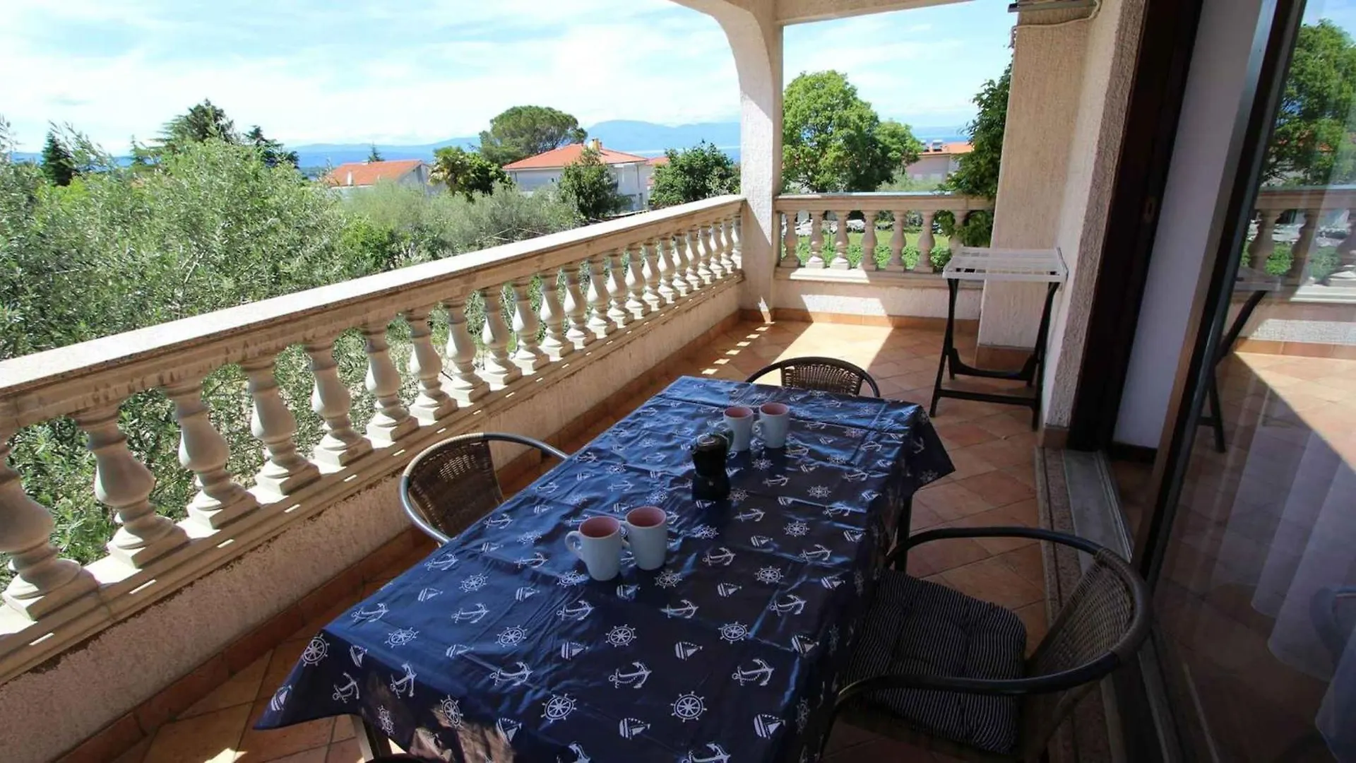 Studio Apartment Malinska Near Sea 0*,